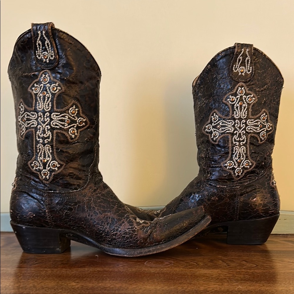 Old Gringo Womens Distressed Brown Leather Boots Multi-Cross Amber Color Studs